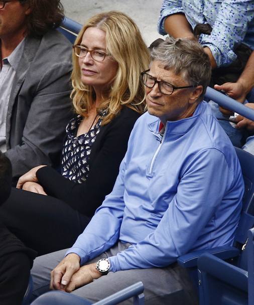 Elisabeth Shue e Bill Gates. (ap)